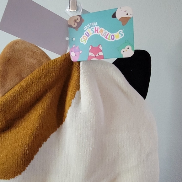 SQUISHMALLOWS Knit Hat / Squishmallows Socks 3 pack Bundle - Picture 3 of 8